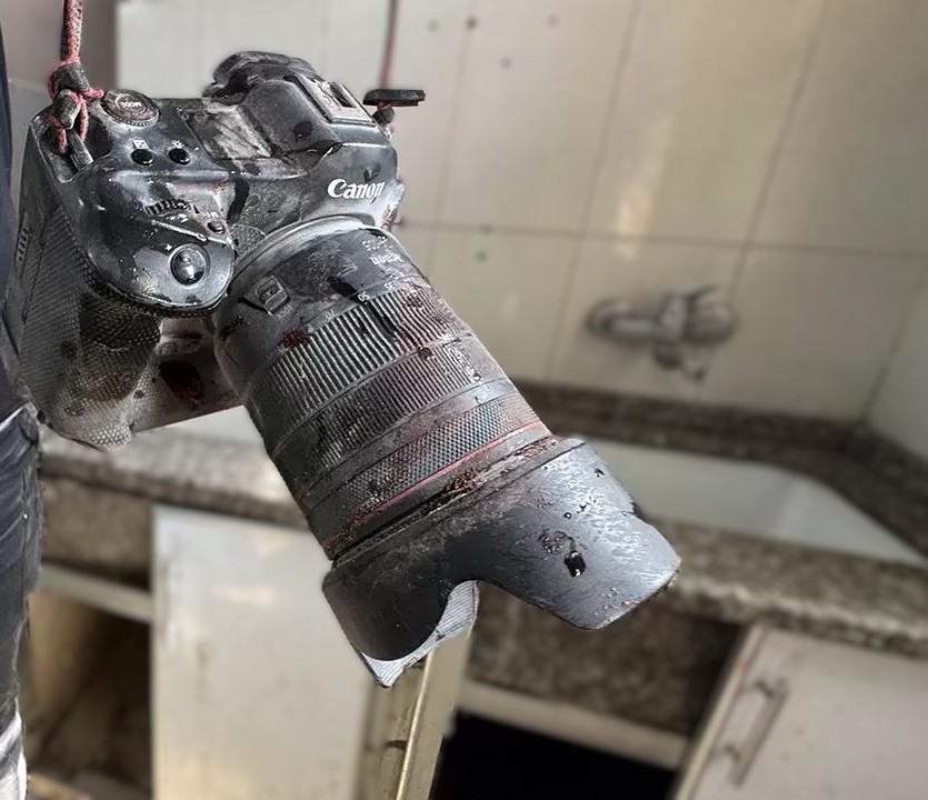 Türk Gazeteciler İsrail’de Gözaltına Alındı