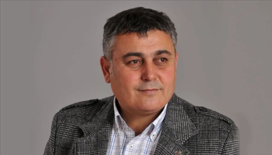 CHP’li ilçe başkanı yüzünden, CHP’li belediye başkanı istifa etti!