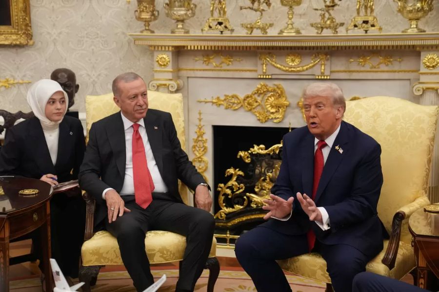 Cumhurbaşkanı Erdoğan, ABD Başkanı Trump ile görüştü