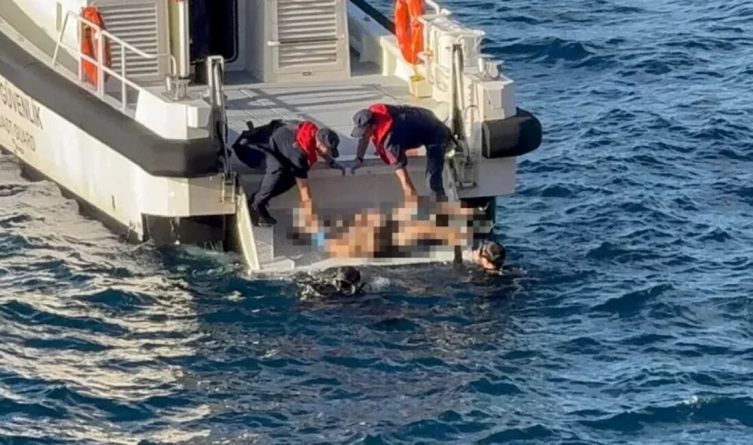 Denizde yüz maskeli erkek cesedi bulundu