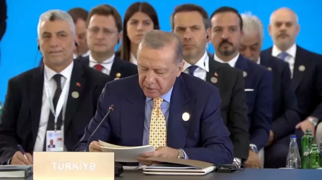 Cumhurbaşkanı Erdoğan ‘İlk adımı atıyoruz’ diyerek duyurdu! Ortak alfabeyle ilk eser