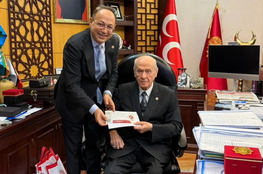 İlyas Topsakal, MHP Lideri Bahçeli’yi “Ulu Bozkırın Ruhu” sergisine davet etti