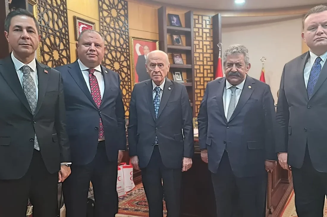 Milli Dayanışma, Kardeşlik Ve Demokrasi Komisyonu üyeleri MHP Lideri Devlet Bahçeliyi ziyaret etti!