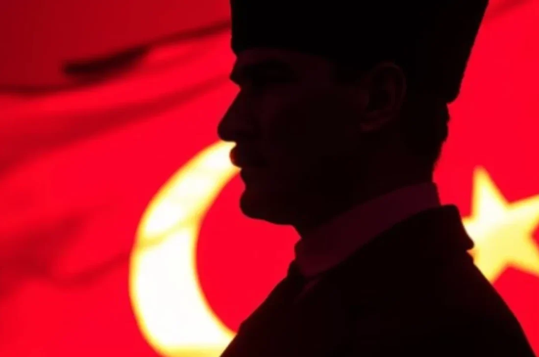 Milliyetçi Hareket Partisi’nden anlamlı mesaj: “Eğilmez başın gibi…”