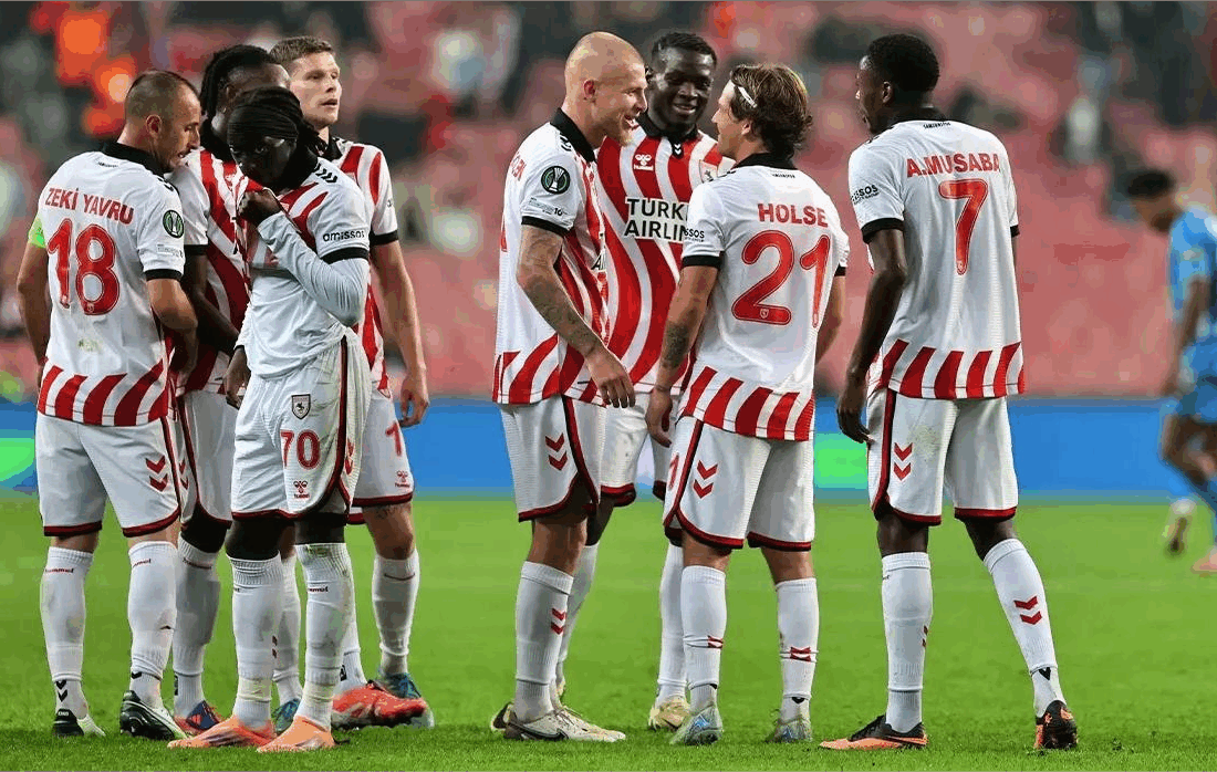 Samsunspor, sahasında Dinamo Kiev’i 3‑0 ile geçti