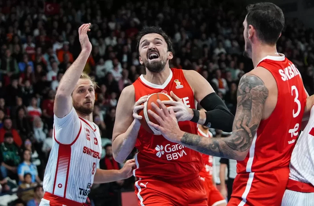 12 Dev Adam, İsviçre’yi farklı geçti 85-60