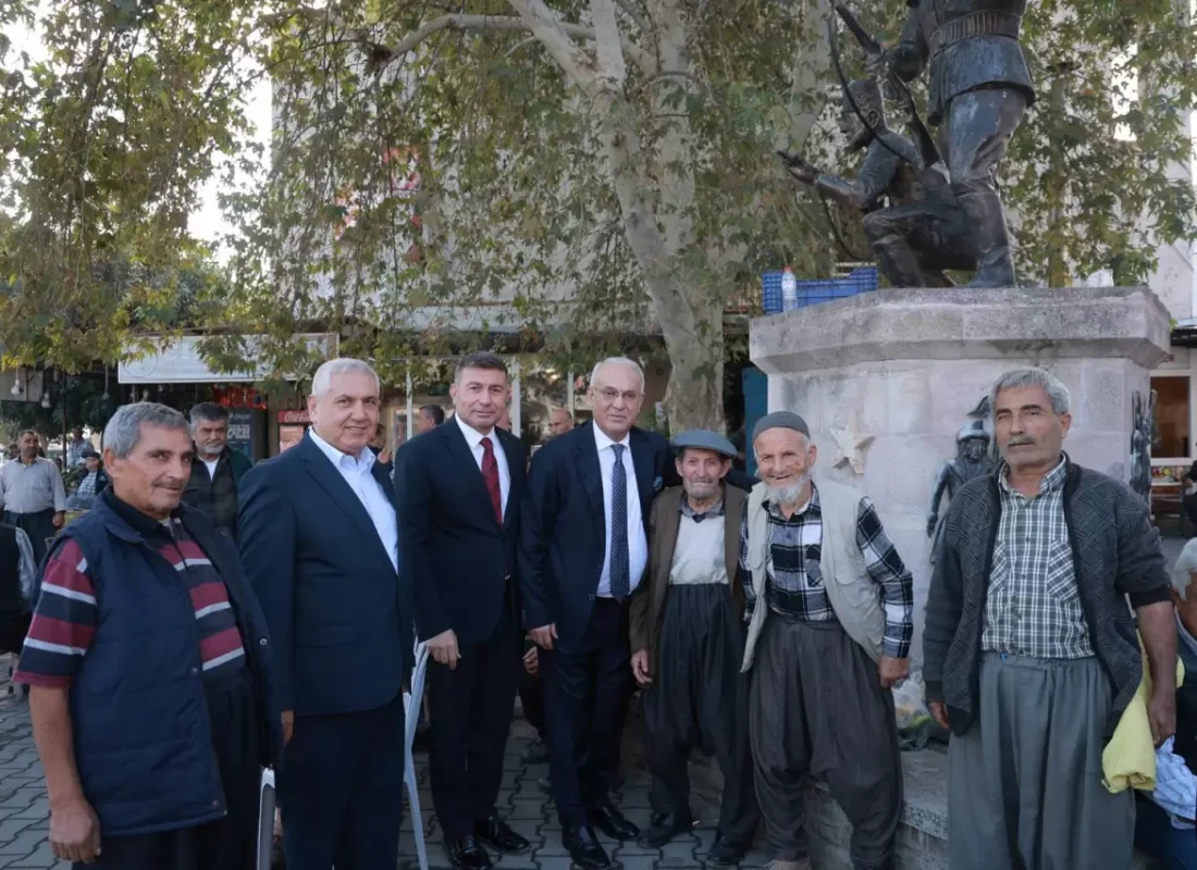 MHP Adana tüm kadrosuyla sahada!