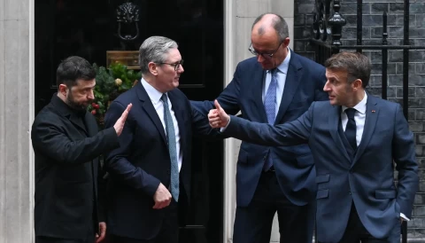 Zelenskiy, Londra’da Macron, Starmer ve Merz ile kritik zirvede buluştu