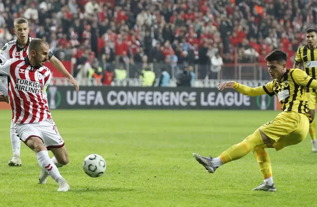 UEFA Konferans Ligi Samsunspor 1-2 AEK