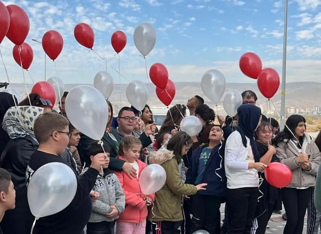 MHP Engel Tanımıyor Sinop’ta da engelleri aşıyor