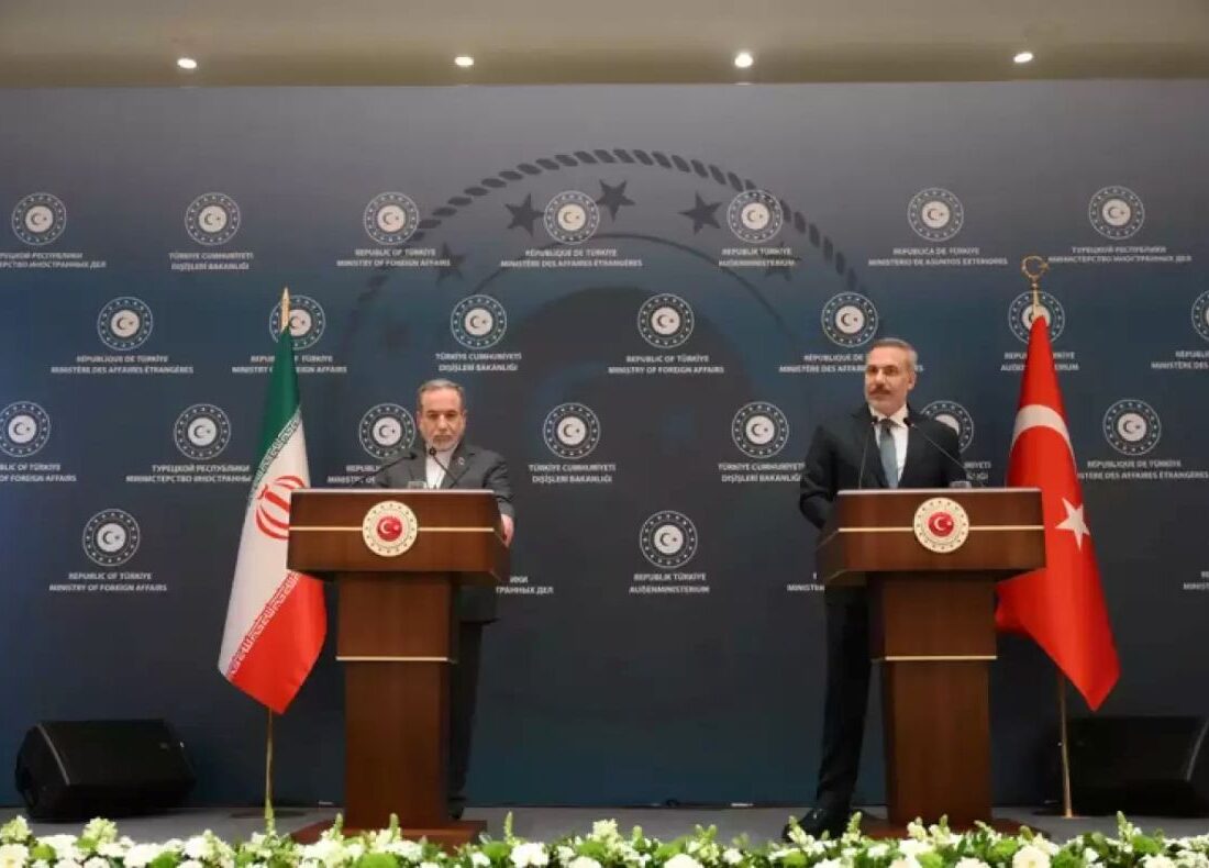 İran ve Türkiye Arasında Ortak Basın Toplantısı İran ABD’ye Rest çekti