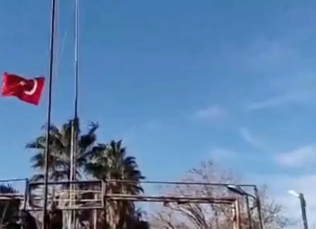 Nusaybin-Kamışlı Sınır Hattında Türk Bayrağına Saldırı