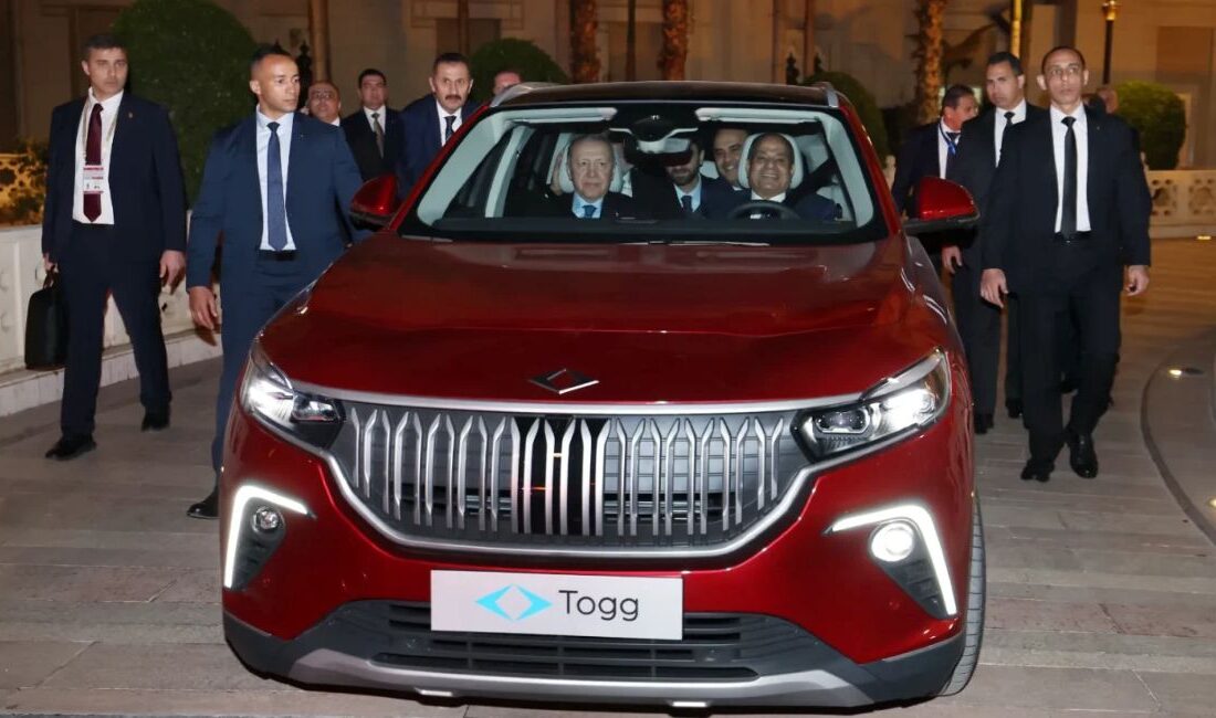 Erdoğan’ın Mısır Ziyareti ve Togg Hediyeleşmesi