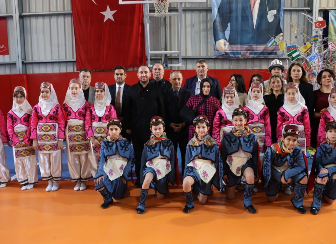 MHP Maltepe İmdat Vakfı Dumlupınar Ortaokulunda Nevruz kutlamasına Katıldı