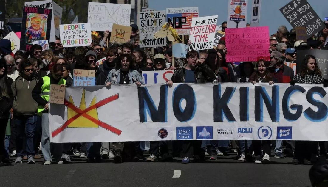 ABD’de düzenlenen “Krallara Hayır” protestolarına İran’dan ‘İsrailli Krallar’ Benzetmesi