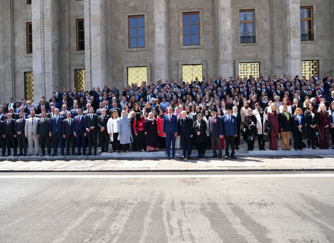 MHP Lideri Devlet Bahçeli Teşkilat Mensuplarıyla Buluştu