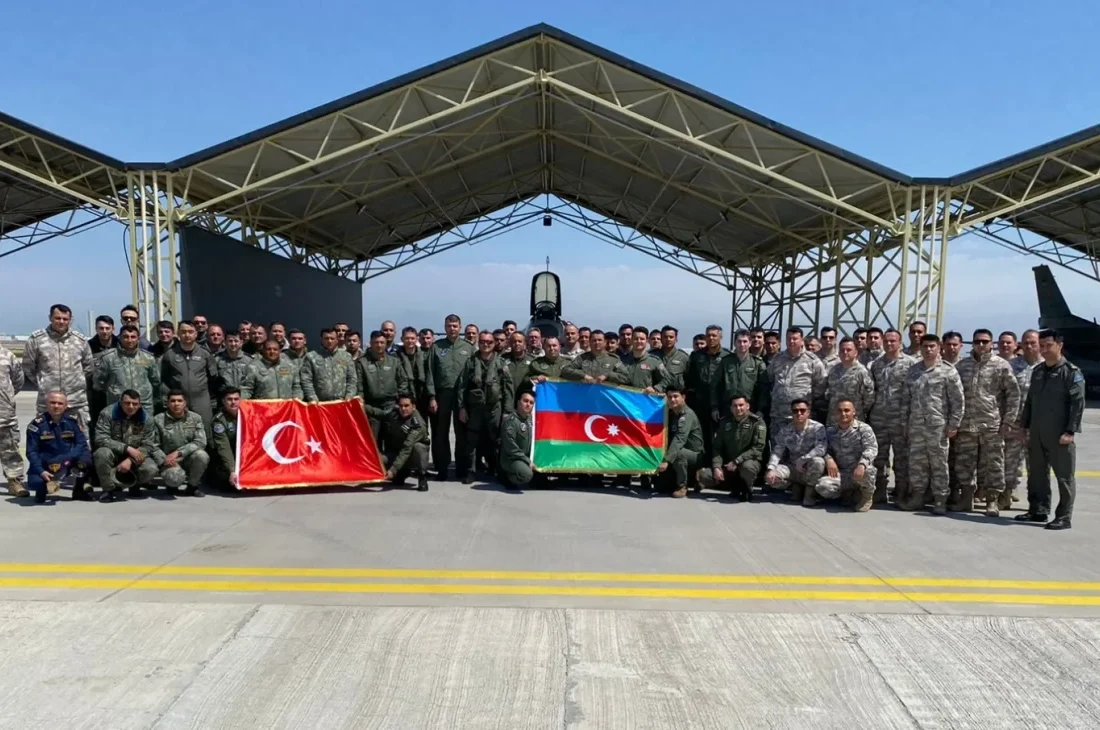 Türk Jetleri Azerbaycan Semalarında: TURAZ Kartalı Tatbikatı Başladı