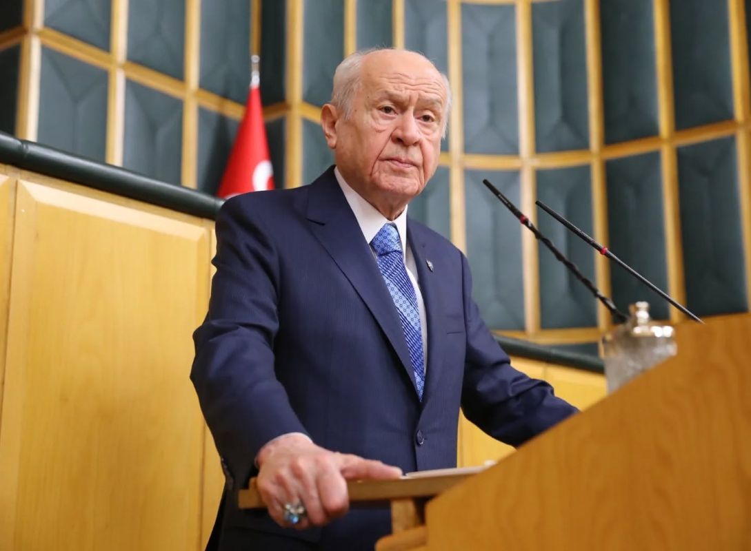 Devlet Bahçeli’nin Yüzügünde Yesevi İmzası: “Türklük Kaderdir”