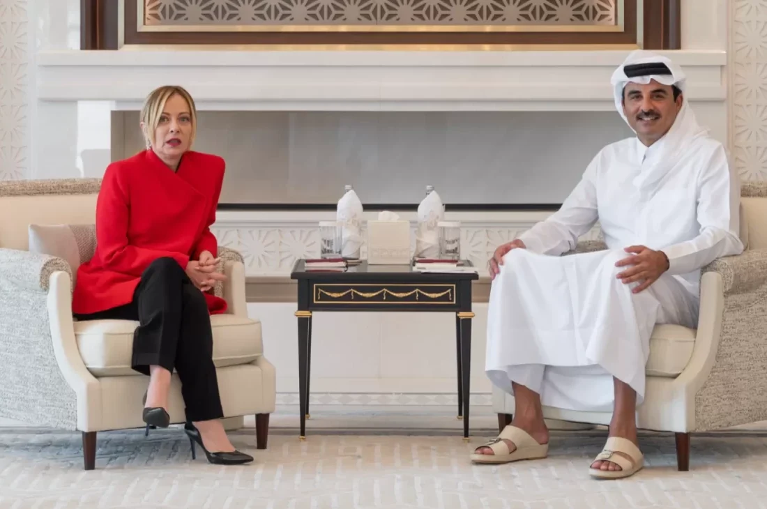 İtalya Başbakanı Giorgia Meloni ve Katar Emiri Şeyh Temim bin Hamed Al Sani Görüşmesi
