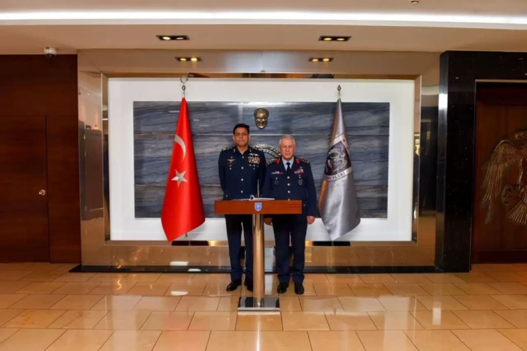 Türkiye ve Pakistan Hava Kuvvetleri Arasında Kritik Zirve