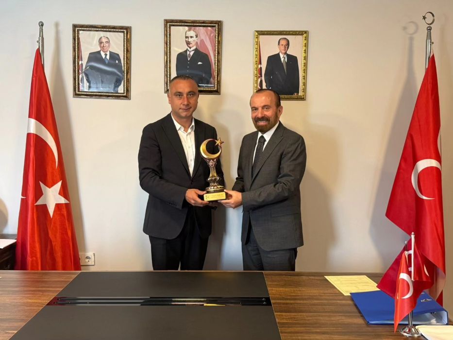 Gençağa Çakıcı’nın MHP Ataşehir İlçe Başkanlığı Ziyareti