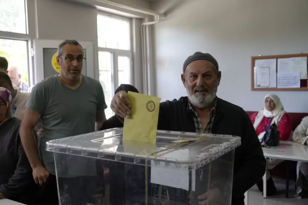 6 Beldede Sandık Kuruldu: Kritik Yerel Seçim Günü