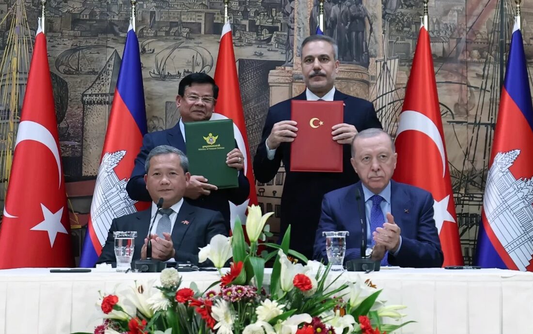 Türkiye ve Kamboçya Arasında Askeri Çerçeve Anlaşması İmzalandı